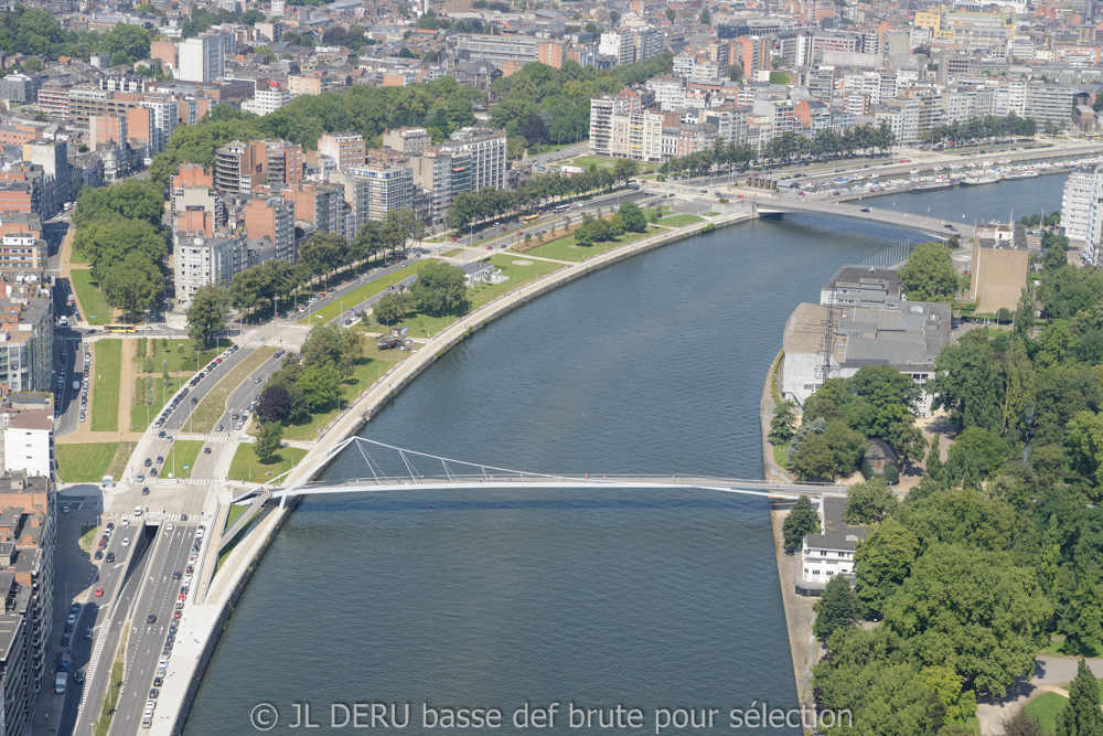 Liège - passerelle sur la Meuse